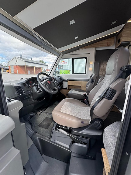 Adria Sonic I 700 SL Hel og fin bil/ C1/150hk/Aut. 12 of 30