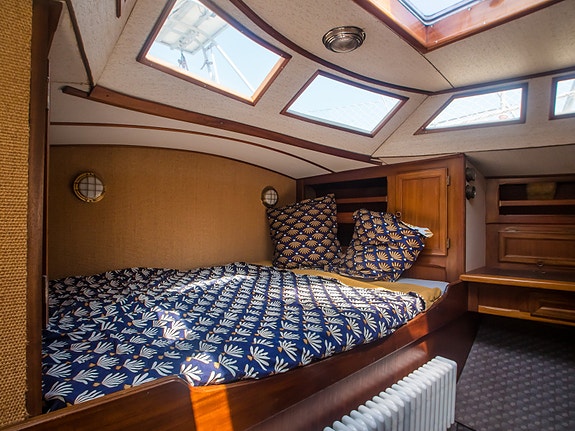 Trireme 50: expedition Steel Ketch 17m 12 of 20