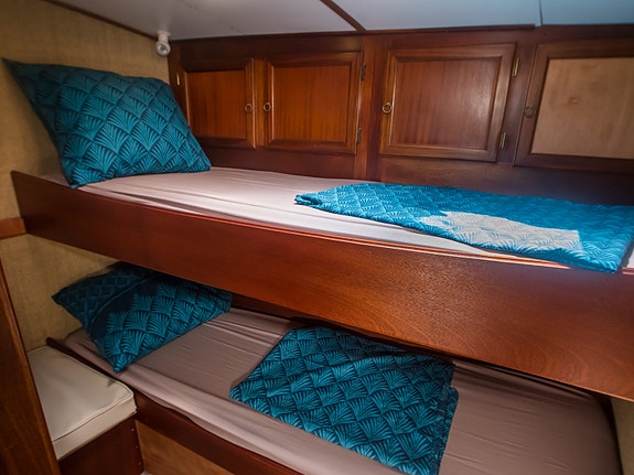 Trireme 50: expedition Steel Ketch 17m 16 of 20