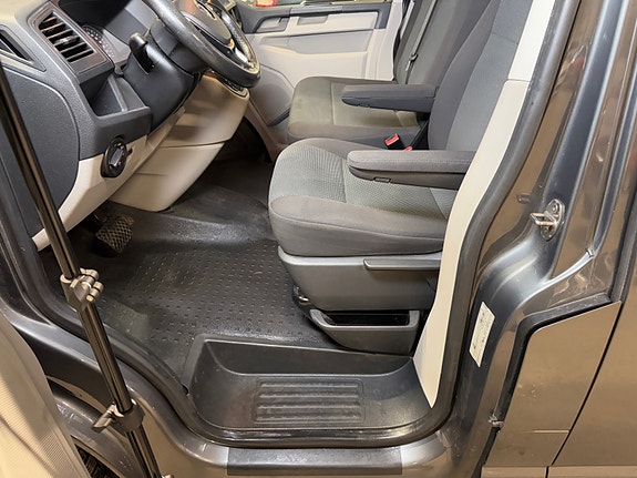 Volkswagen Transporter 29 of 30