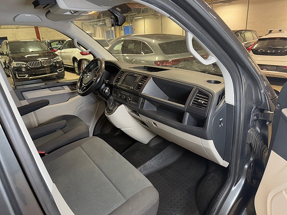 Volkswagen Transporter 22 of 30