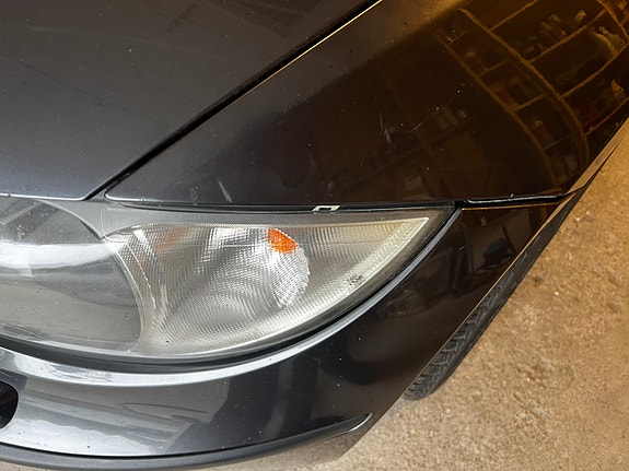 BMW 116i 4 of 5