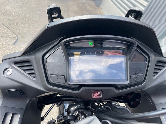 Honda VFR 800 X Crossrunner 7 of 9