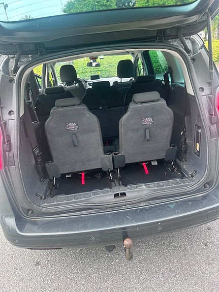 Peugeot 5008 7 of 8