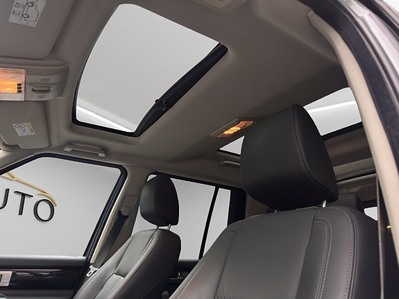 Land Rover Discovery 10 of 23