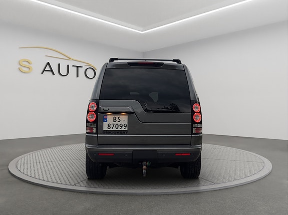 Land Rover Discovery 6 of 23