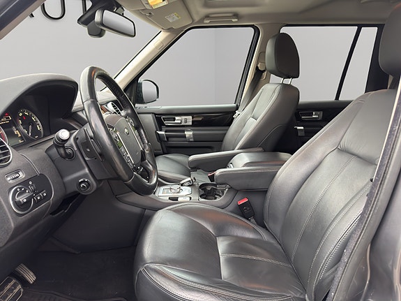 Land Rover Discovery 9 of 23