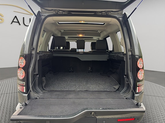 Land Rover Discovery 15 of 23