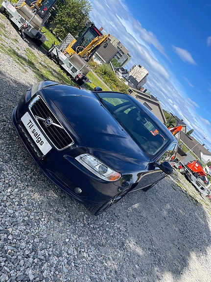 Volvo S80 4 of 5