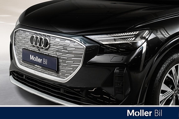 Audi Q4 e-tron 2 of 17