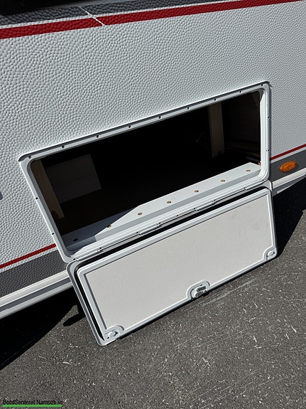 Bürstner  Premio Life 430 TS 4 of 5