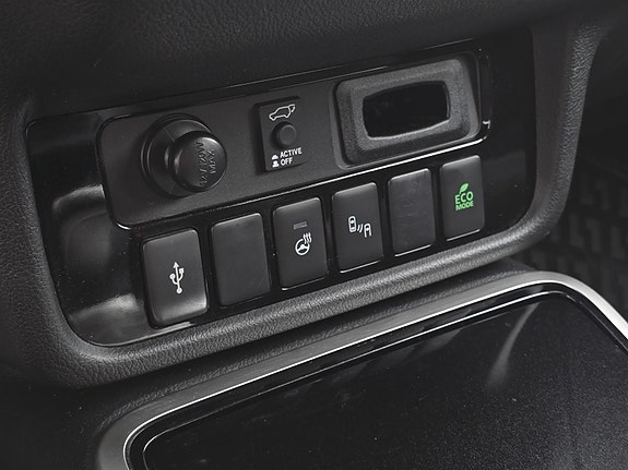 Mitsubishi Outlander 18 of 28