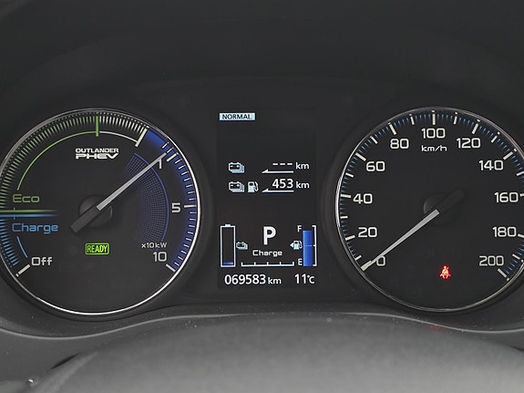 Mitsubishi Outlander 28 of 28
