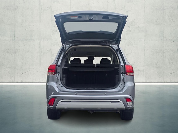 Mitsubishi Outlander 24 of 28