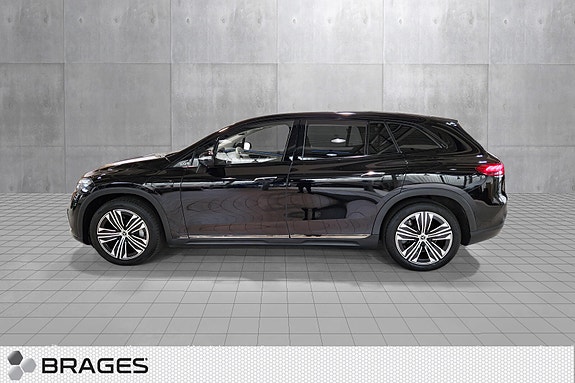 Mercedes-Benz EQS SUV 2 of 26