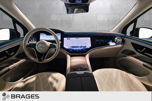 Mercedes-Benz EQS SUV 9 of 26