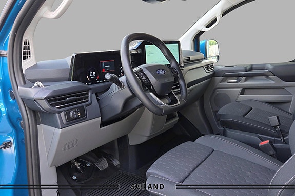 Ford Transit Custom 10 of 19