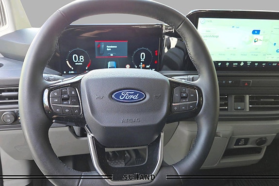 Ford Transit Custom 12 of 19