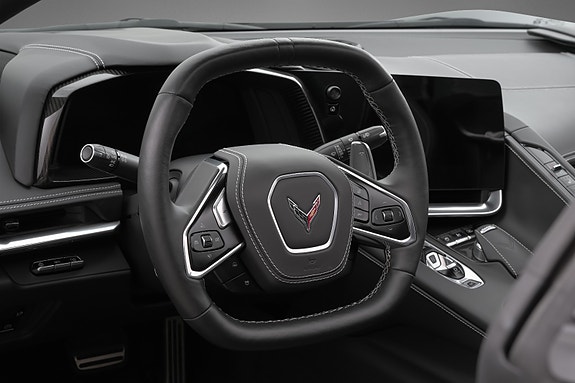 Chevrolet Corvette 9 of 27