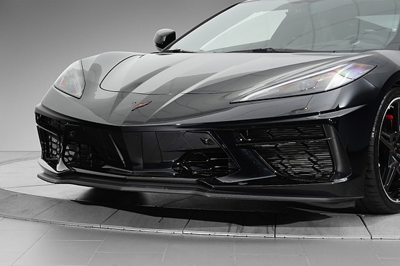 Chevrolet Corvette 23 of 27
