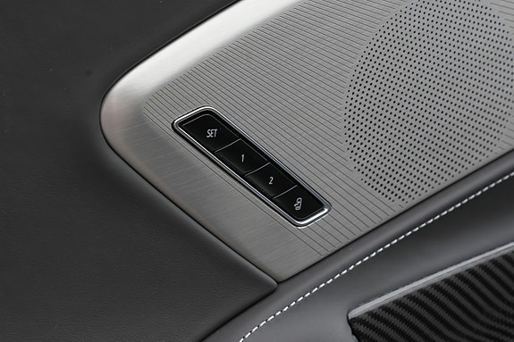Chevrolet Corvette 14 of 27