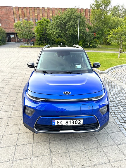 Kia e-Soul 10 of 30