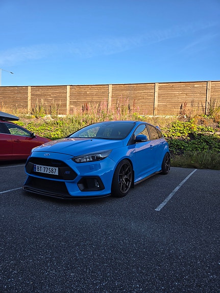Ford Focus 2 of 10