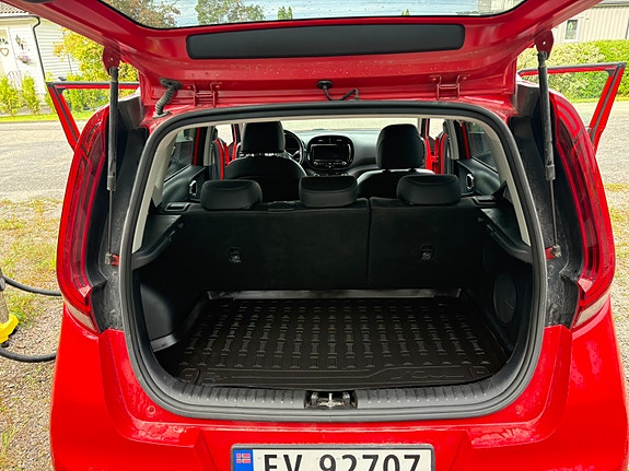 Kia e-Soul 12 of 15