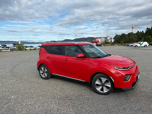 Kia e-Soul 3 of 5