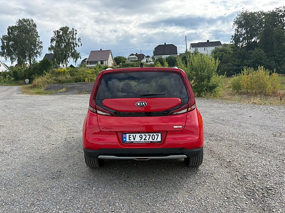 Kia e-Soul 4 of 5