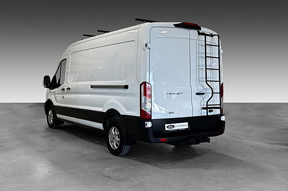 Ford Transit 6 of 23