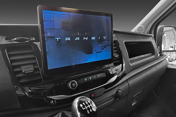 Ford Transit 17 of 23