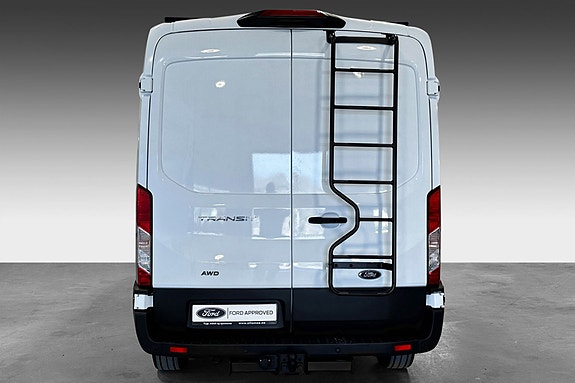 Ford Transit 7 of 23