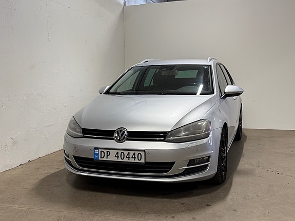 Volkswagen Golf VII 2 of 5