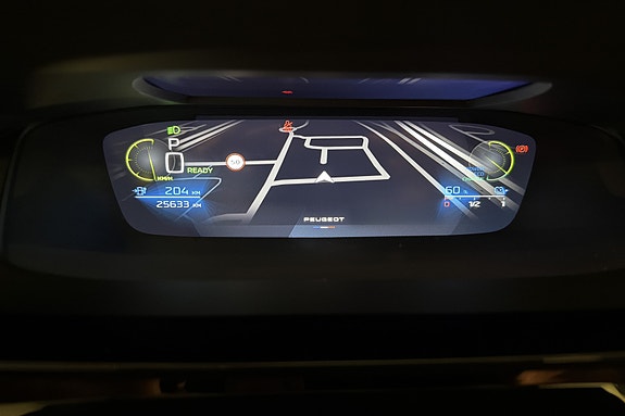 Peugeot e-308 15 of 23