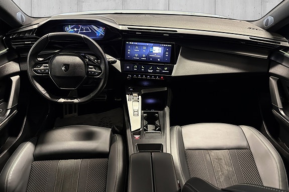 Peugeot e-308 10 of 23