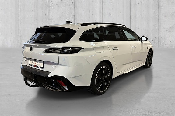 Peugeot e-308 7 of 23