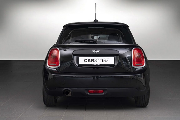 MINI One 5 of 5