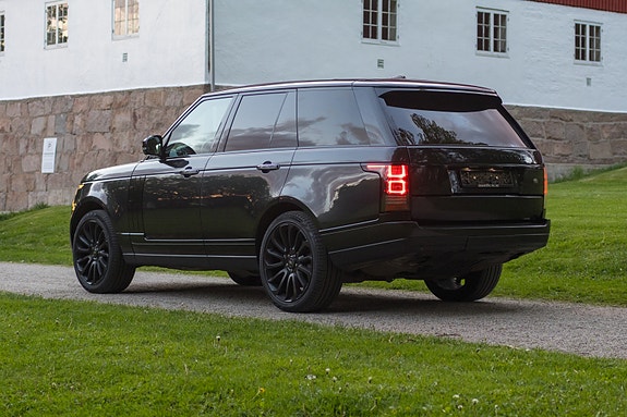 Land Rover Range Rover 9 of 23