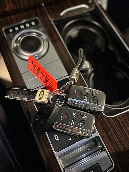 Land Rover Range Rover 23 of 23