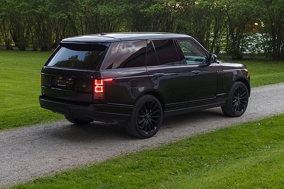 Land Rover Range Rover 3 of 5