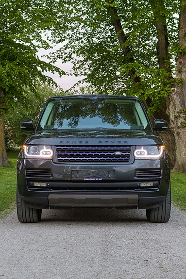 Land Rover Range Rover 8 of 23