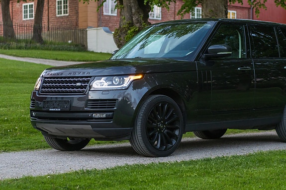 Land Rover Range Rover 14 of 23