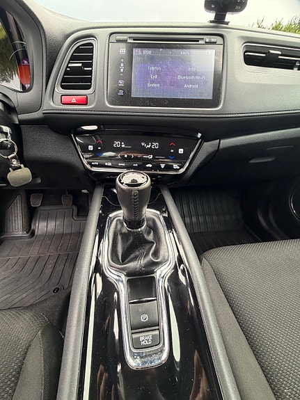 Honda HR-V 10 of 18
