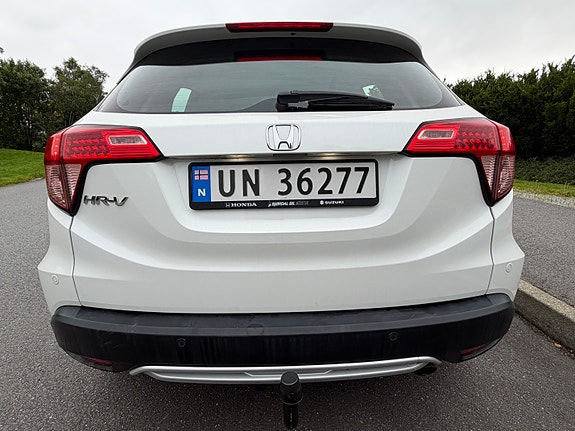 Honda HR-V 3 of 18