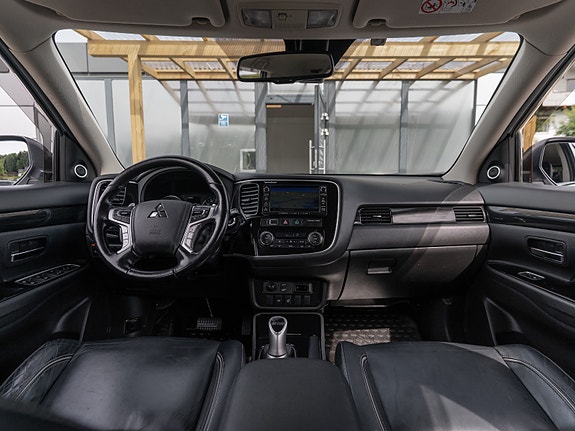 Mitsubishi Outlander 29 of 30