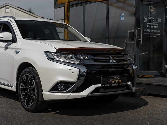 Mitsubishi Outlander 6 of 30