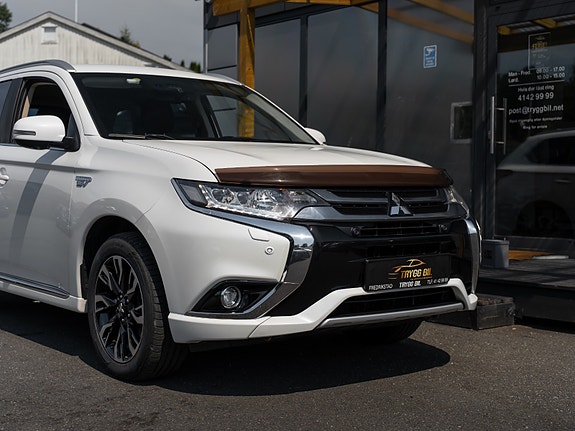 Mitsubishi Outlander 6 of 30