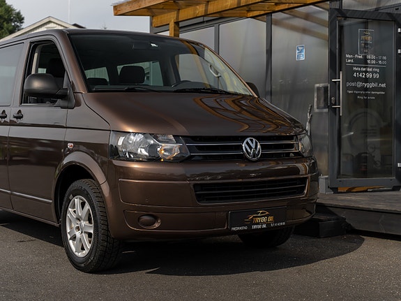 Volkswagen Multivan 6 of 30