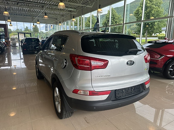 Kia Sportage 8 of 27